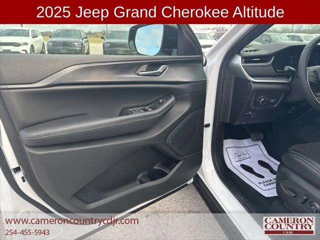 2025 Jeep Grand Cherokee Altitude 4x4