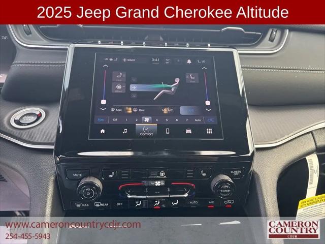 2025 Jeep Grand Cherokee Altitude 4x4