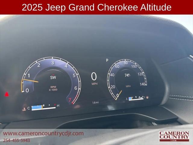 2025 Jeep Grand Cherokee Altitude 4x4
