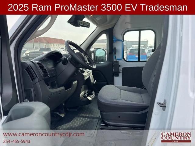 2025 Ram ProMaster Step Van Super High Roof 159" WB EXT