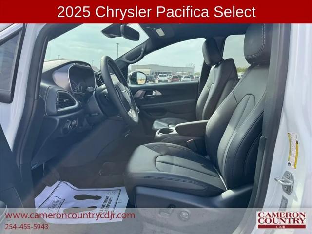 2025 Chrysler Pacifica Select