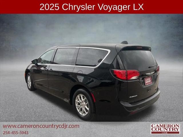 2025 Chrysler Voyager LX