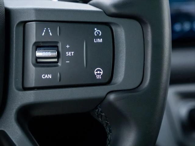 2023 Land Rover Defender 90 X-Dynamic SE