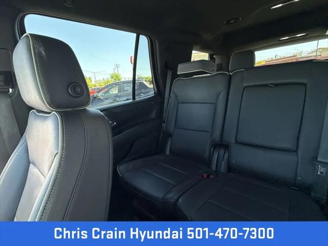 2024 GMC Yukon 4WD SLT