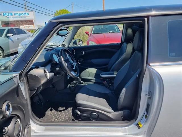 2010 MINI Cooper Cooper