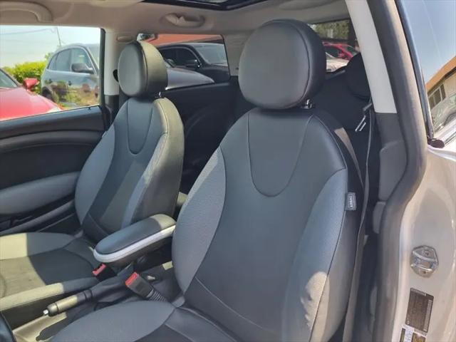 2010 MINI Cooper Cooper
