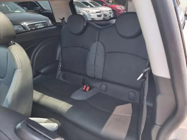 2010 MINI Cooper Cooper