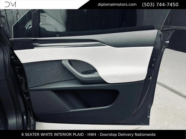 2024 Tesla Model X Plaid Tri Motor All-Wheel Drive