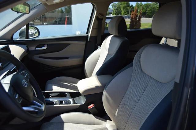2020 Hyundai Santa Fe SE