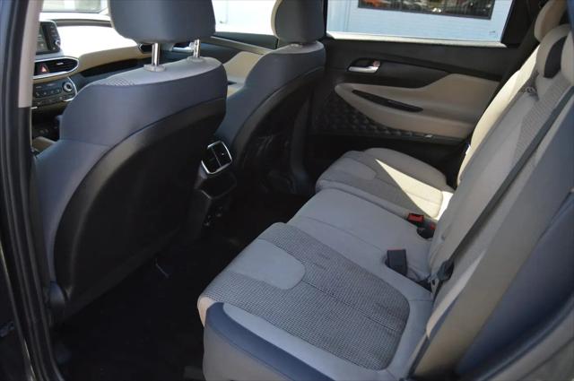 2020 Hyundai Santa Fe SE
