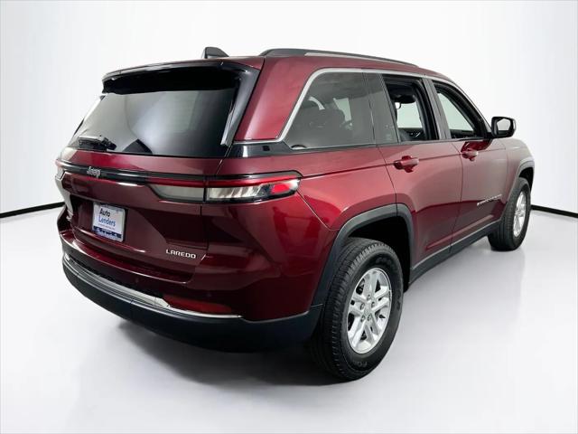 2023 Jeep Grand Cherokee Laredo 4x4