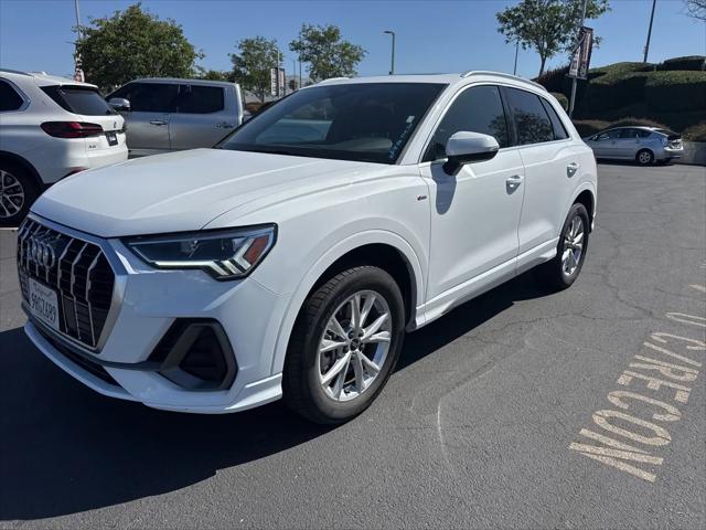 2025 Audi Q3 Premium 45 TFSI S line quattro Tiptronic
