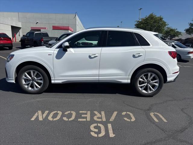 2025 Audi Q3 Premium 45 TFSI S line quattro Tiptronic