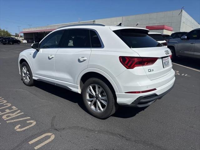 2025 Audi Q3 Premium 45 TFSI S line quattro Tiptronic
