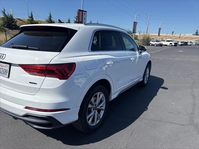 2025 Audi Q3 Premium 45 TFSI S line quattro Tiptronic