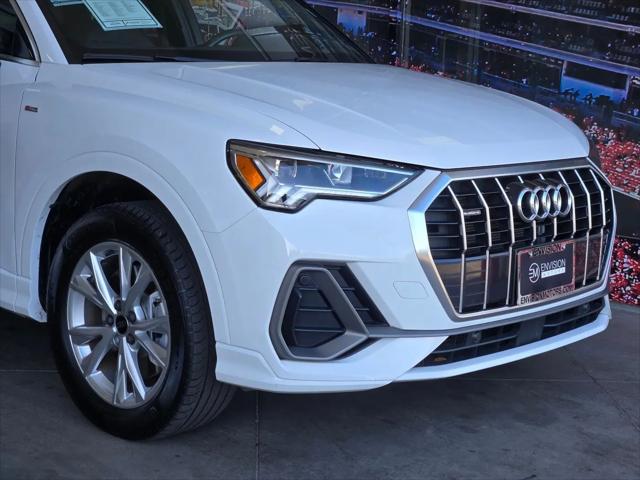 2025 Audi Q3 Premium 45 TFSI S line quattro Tiptronic