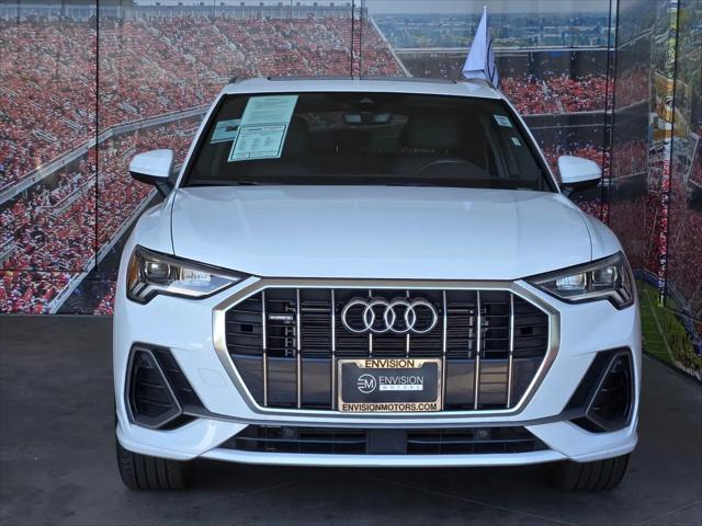 2025 Audi Q3 Premium 45 TFSI S line quattro Tiptronic