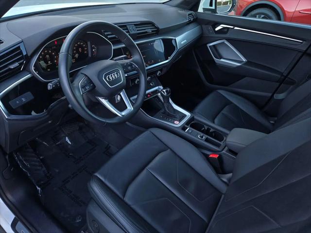2025 Audi Q3 Premium 45 TFSI S line quattro Tiptronic