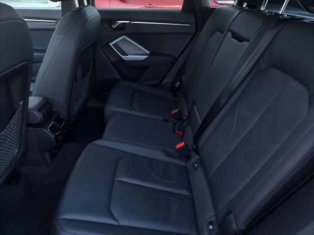 2025 Audi Q3 Premium 45 TFSI S line quattro Tiptronic