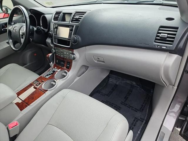 2013 Toyota Highlander Hybrid Limited V6