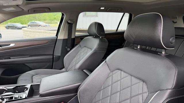 2026 Volkswagen Atlas SEL Premium R-Line