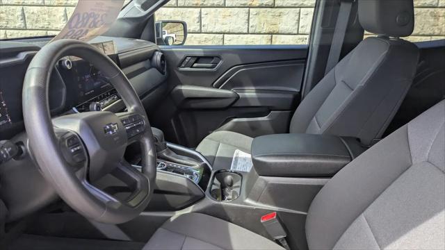 2023 Chevrolet Colorado 4WD Crew Cab Short Box Trail Boss