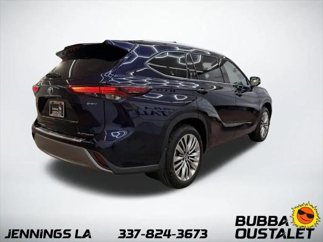 2026 Toyota Highlander Hybrid Platinum