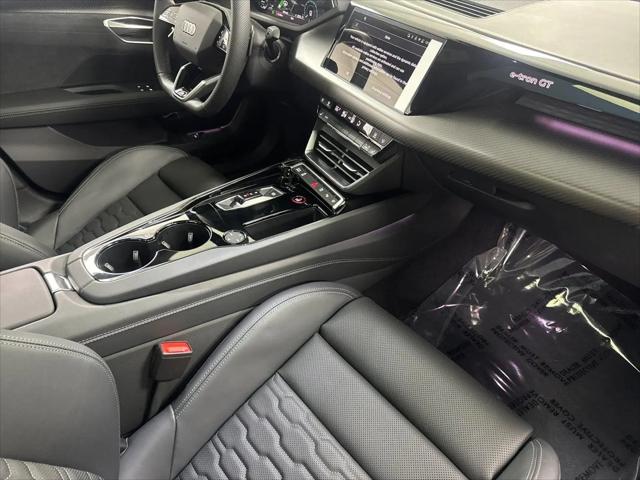 2026 Audi e-tron GT Prestige quattro