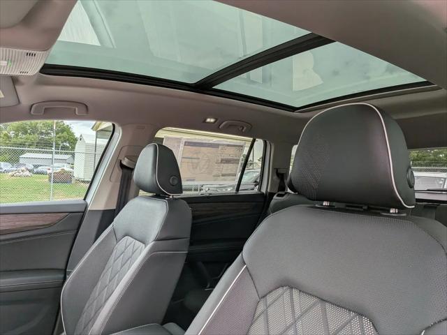 2026 Volkswagen Atlas SEL Premium R-Line