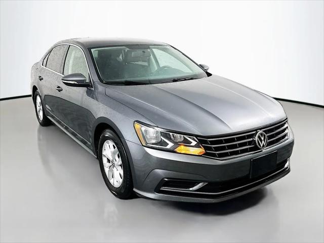 2017 Volkswagen Passat 1.8T S for sale in Shiloh, IL