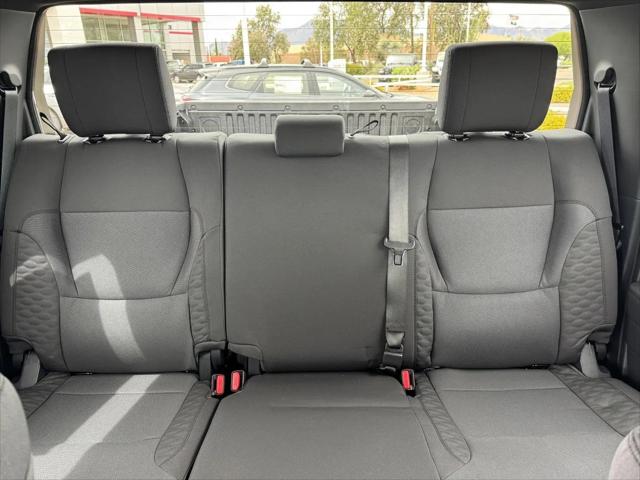 2026 Toyota Tundra SR5 CrewMax 5.5' Bed