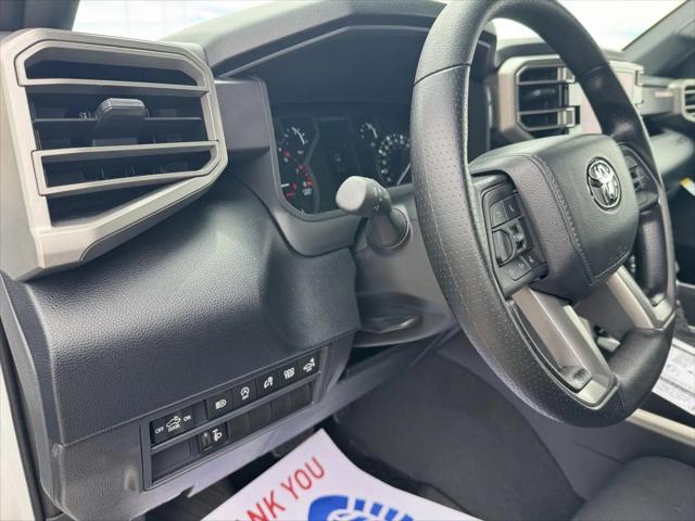 2026 Toyota Tundra SR5 CrewMax 5.5' Bed
