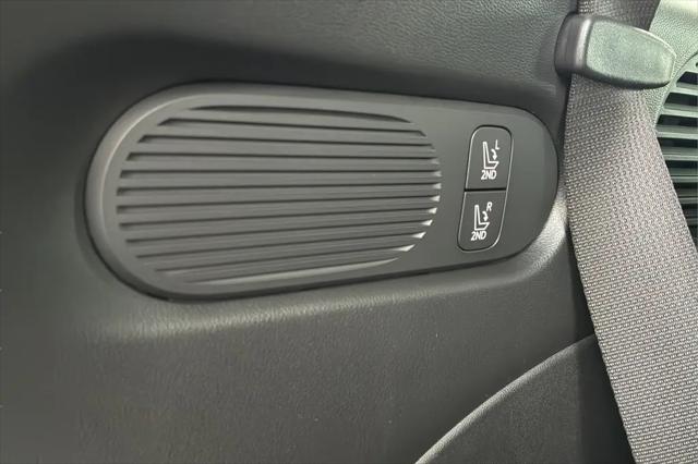 2026 Hyundai Palisade Hybrid Blue SEL Premium 8P