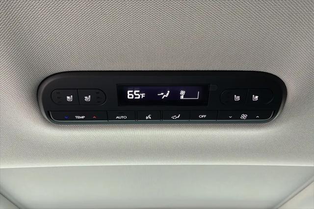 2026 Hyundai Palisade Hybrid Blue SEL Premium 8P