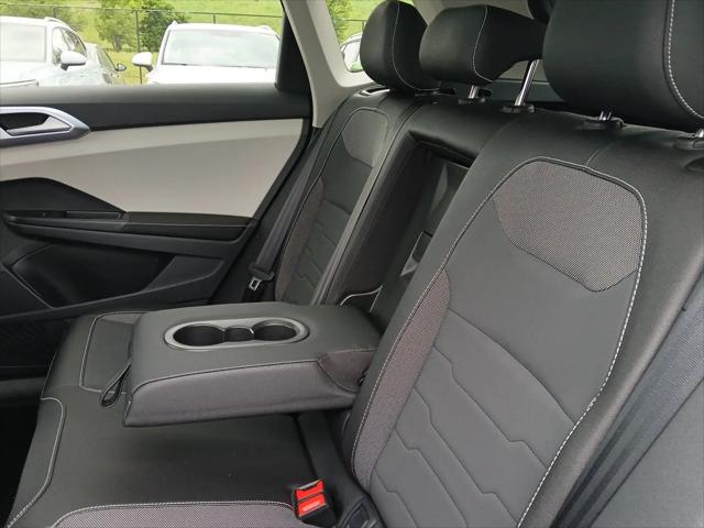 2026 Volkswagen Taos SE