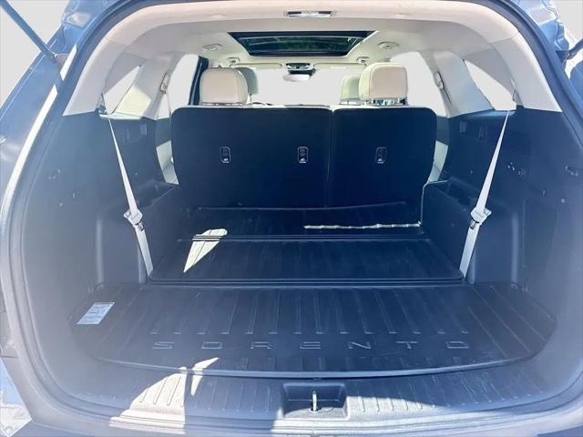 2023 Kia Sorento X-Line S