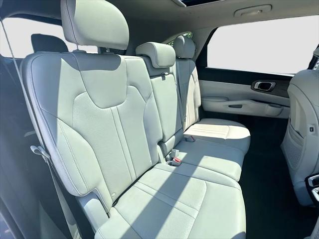 2023 Kia Sorento X-Line S