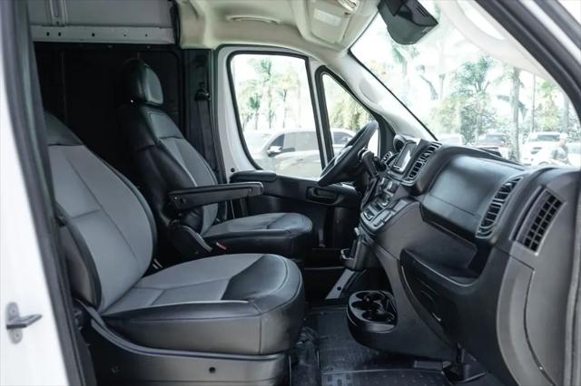 2025 Ram ProMaster 2500 Cargo Van Tradesman High Roof 159" WB w/Pass Seat