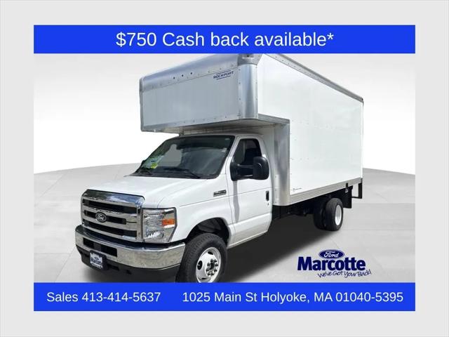 2027 Ford E-450 Cutaway E-450 for sale in Holyoke, MA