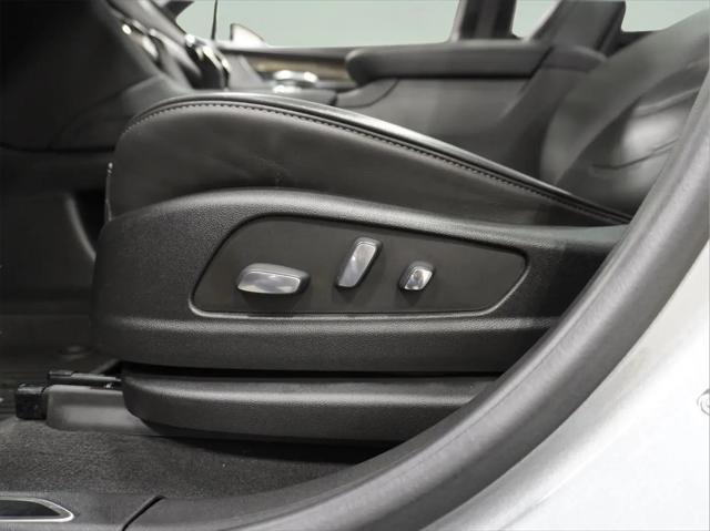 2024 Cadillac XT5 AWD Premium Luxury