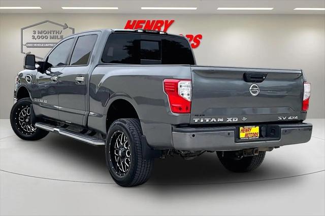 2016 Nissan Titan XD SV Gas