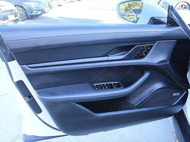 2020 Porsche Taycan Turbo