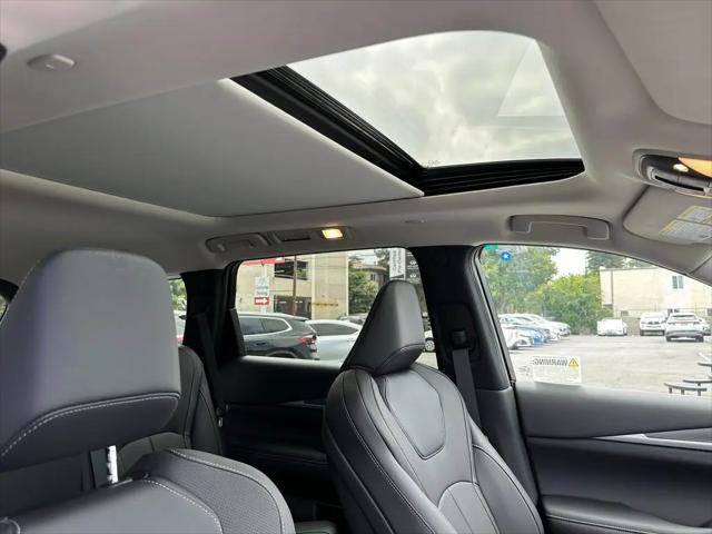 2027 INFINITI QX60 LUXE