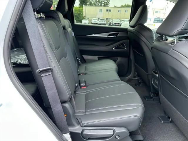 2027 INFINITI QX60 LUXE