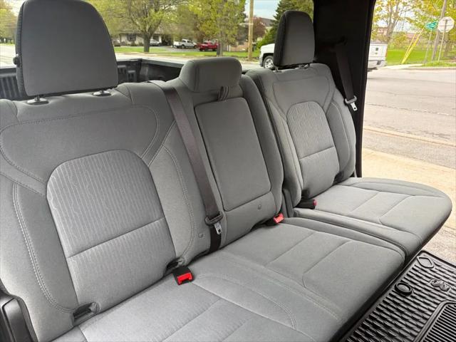 2022 Ram 1500 Big Horn Crew Cab 4x4 5'7" Box