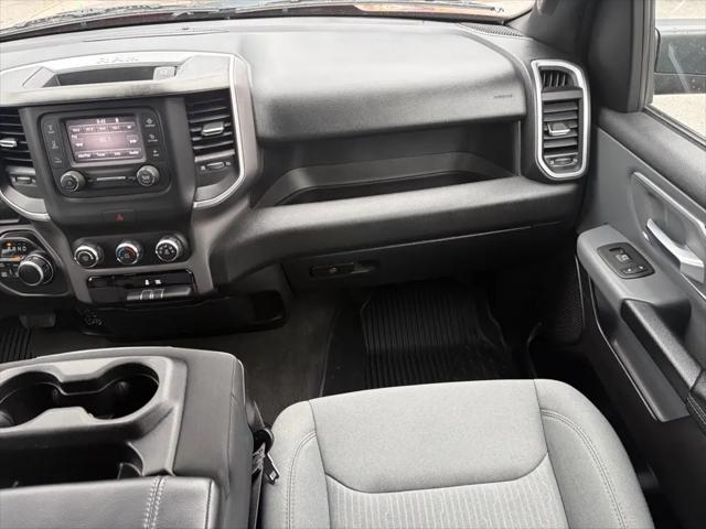 2022 Ram 1500 Big Horn Crew Cab 4x4 5'7" Box