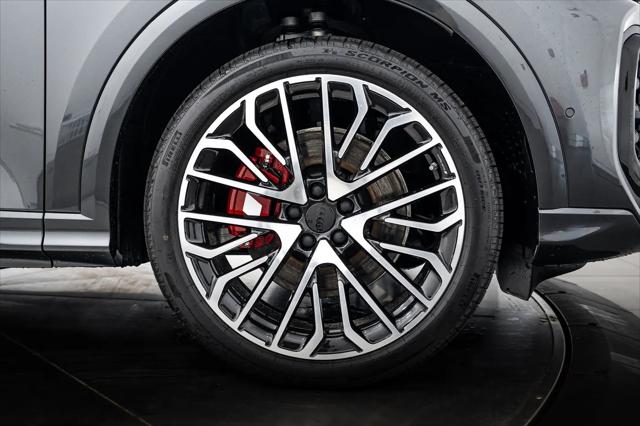 2026 Audi SQ5 Premium Plus TFSI quattro S tronic
