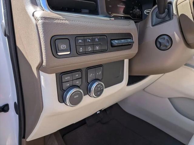 2023 GMC Yukon 4WD Denali