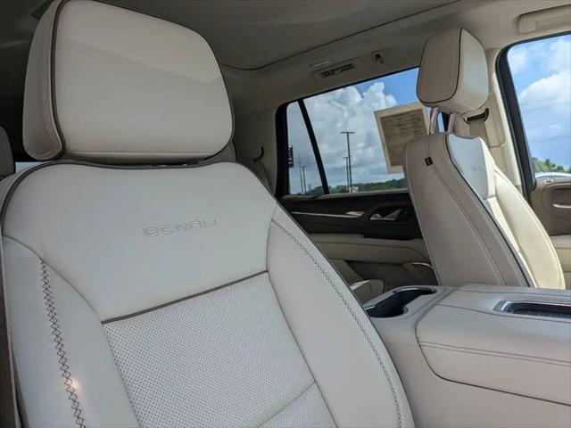 2023 GMC Yukon 4WD Denali