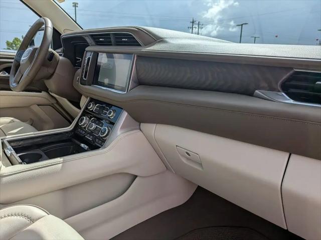 2023 GMC Yukon 4WD Denali